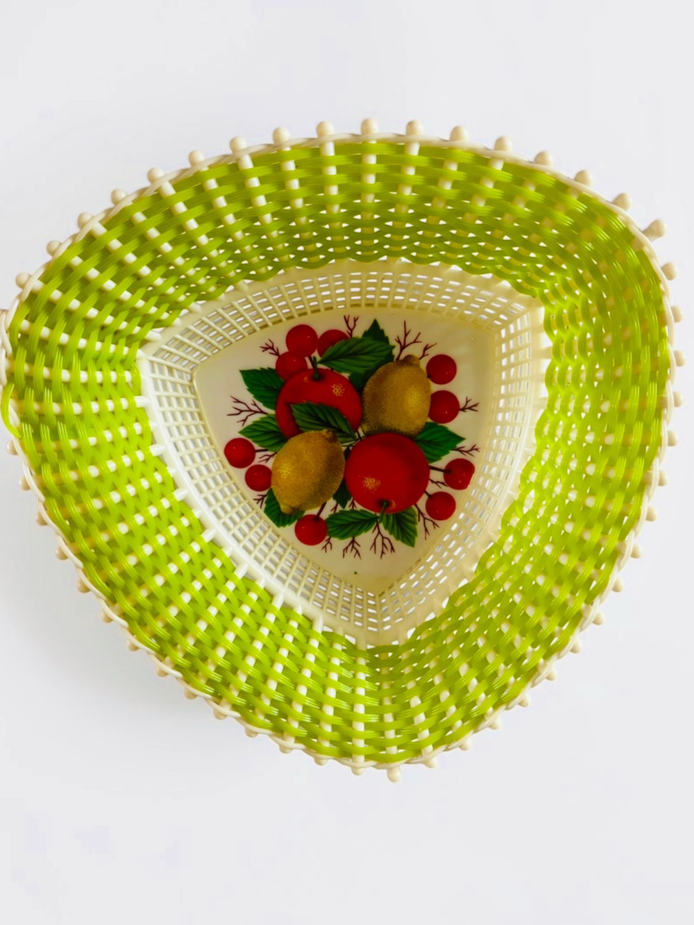 Vintage 1960s Plastona 1150 Scoubidou Fruit Basket Green Made in Greece